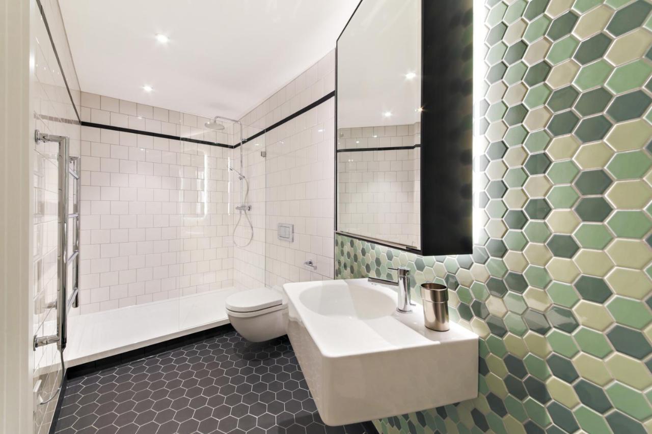 Amazing Flat In A New Modern Building * Londra